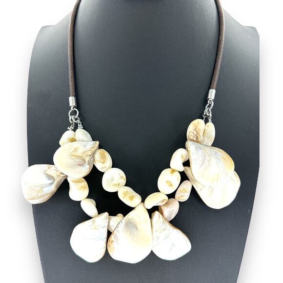 Bonita Mother of Pearl Sea Shells Layer Cord Necklace 16-18.5 Chunky Shells - Picture 1 of 6